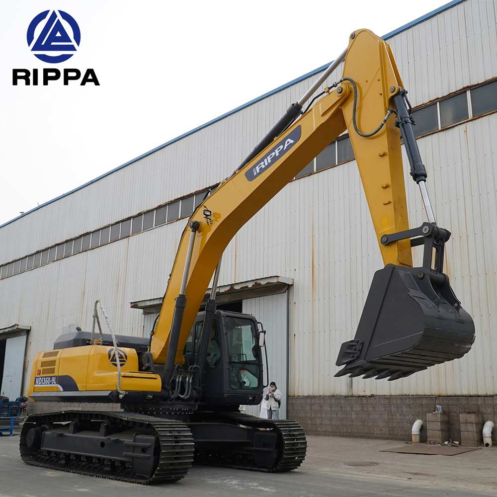 Selling 38 ton excavator